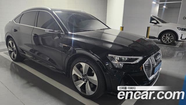 Audi e-Tron 55 Quattro Sportback, 2022 8