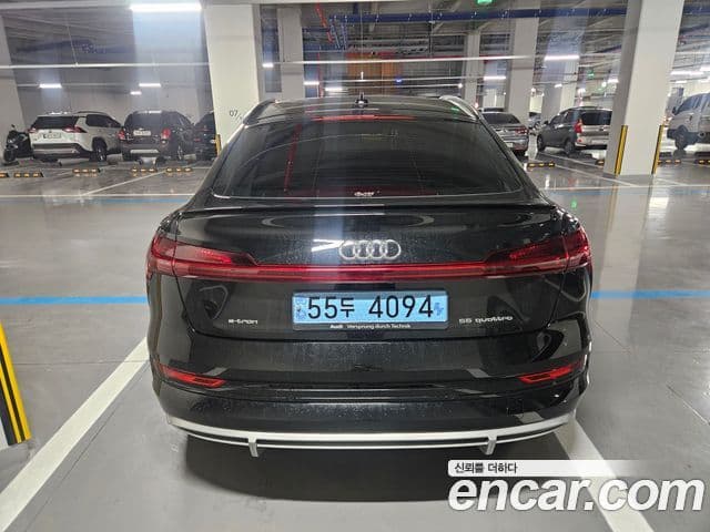 Audi e-Tron 55 Quattro Sportback, 2022 12