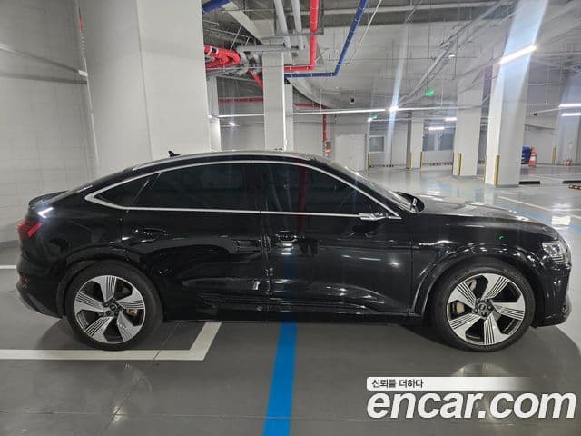 Audi e-Tron 55 Quattro Sportback, 2022 20