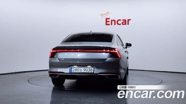 Kia K8 Trendy(таксомоторный тип), 2023 4