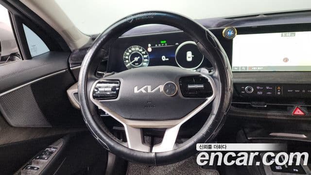 Kia K8 Trendy(таксомоторный тип), 2023 13