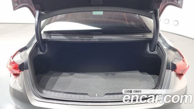 Kia K8 Trendy(таксомоторный тип), 2023 20