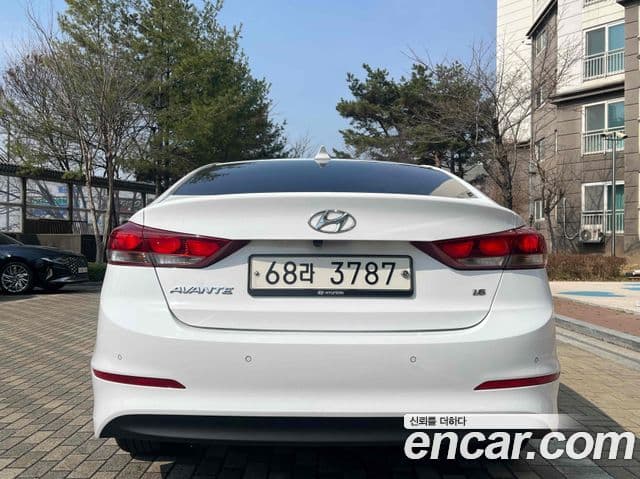 Hyundai Avante AD 1.6 GDI Value Plus, 2018 4