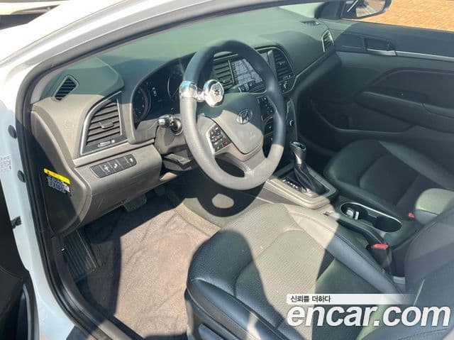 Hyundai Avante AD 1.6 GDI Value Plus, 2018 12