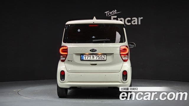 Kia The / новый New Ray Signature, 2021 4