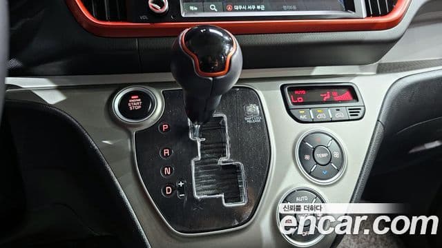 Kia The / новый New Ray Signature, 2021 9