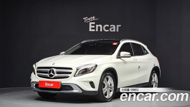 Mercedes-Benz GLA-класс X156 GLA200 d 4MATIC, 2016 1