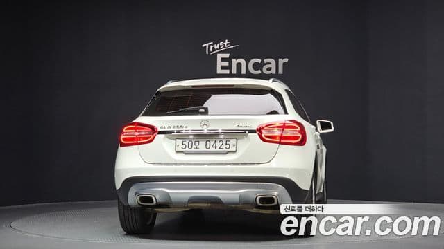 Mercedes-Benz GLA-класс X156 GLA200 d 4MATIC, 2016 4