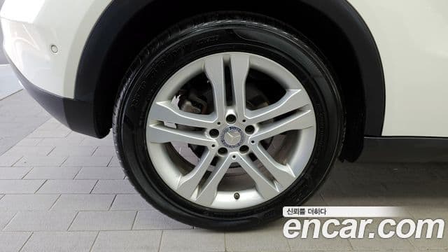 Mercedes-Benz GLA-класс X156 GLA200 d 4MATIC, 2016 все фото