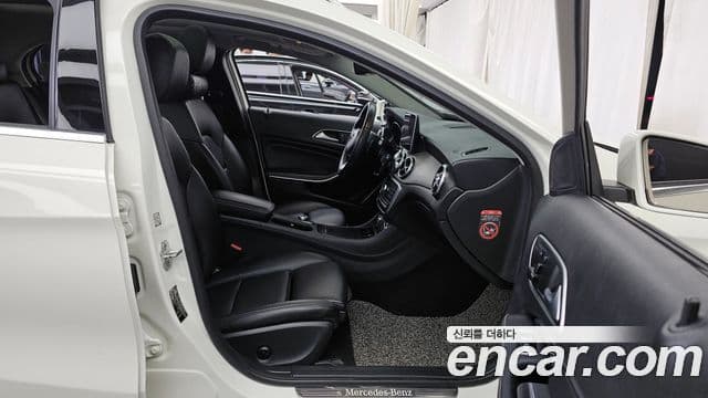 Mercedes-Benz GLA-класс X156 GLA200 d 4MATIC, 2016 11