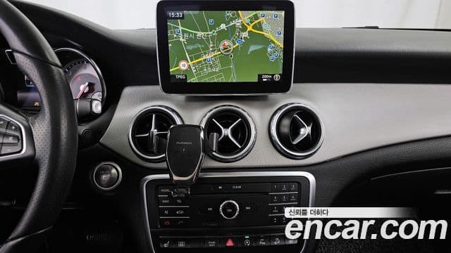 Mercedes-Benz GLA-класс X156 GLA200 d 4MATIC, 2016 14