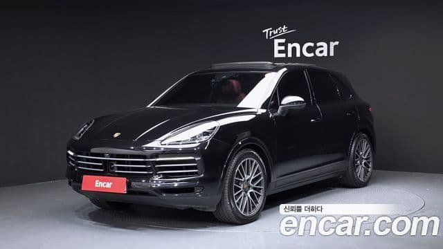 Porsche Cayenne (PO536), 2020 1