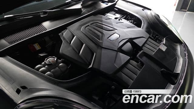 Porsche Cayenne (PO536), 2020 6