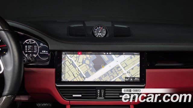 Porsche Cayenne (PO536), 2020 14