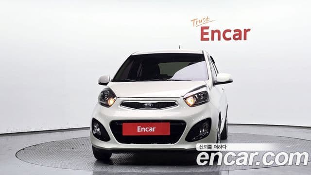 Kia All New Morning Deluxe Trendy, 2015 3