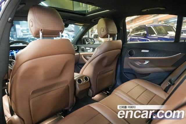 Mercedes-Benz E-класс W213 Avantgarde, 2022 1