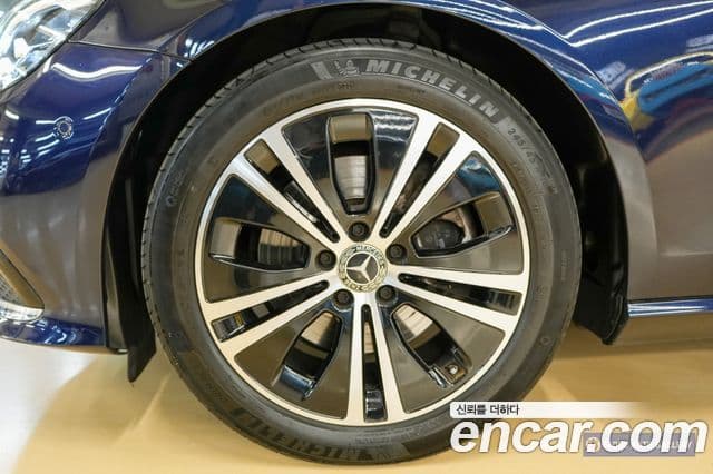 Mercedes-Benz E-класс W213 Avantgarde, 2022 все фото