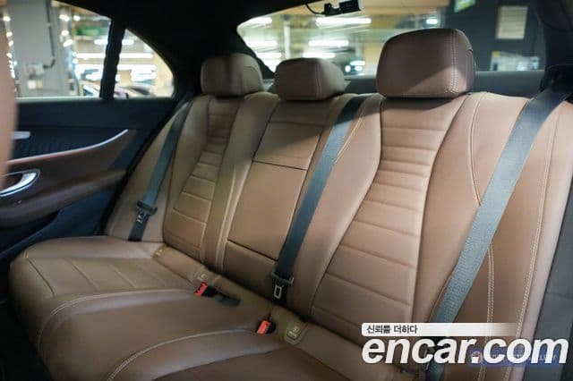 Mercedes-Benz E-класс W213 Avantgarde, 2022 18