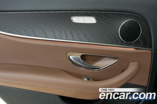 Mercedes-Benz E-класс W213 Avantgarde, 2022 20