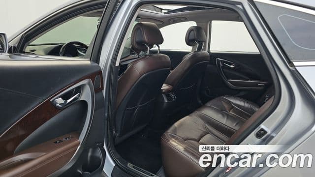 Hyundai Grandeur HG Modern, 2015 11