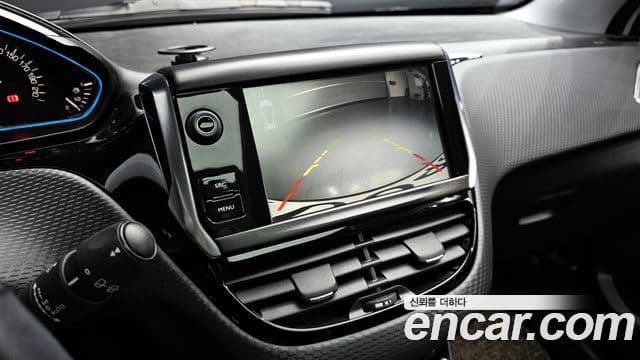 Peugeot 2008 1.6 BlueHDi Felline, 2016 16