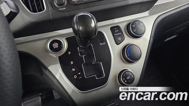 Kia Ray Luxury, 2016 9