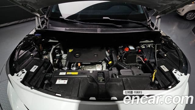 Peugeot 5008 2세대 1.5 BlueHDi Allure, 2019 6