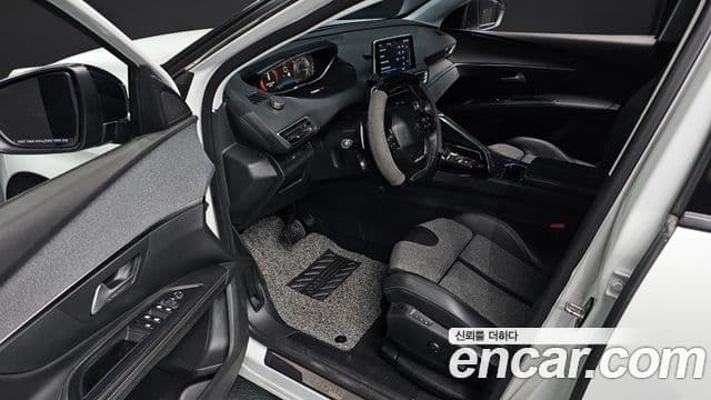 Peugeot 5008 2세대 1.5 BlueHDi Allure, 2019 11