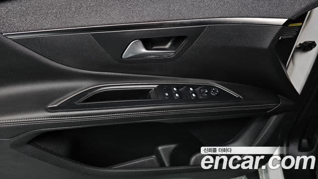 Peugeot 5008 2세대 1.5 BlueHDi Allure, 2019 18