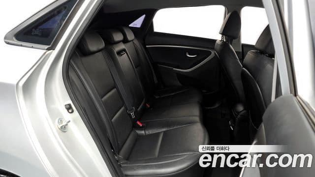 Hyundai i30(новый кузов / новое поколение) 1.6 GDI Extreme, 2012 12