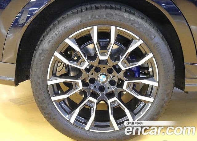 BMW X6 (G06) xDrive40i M Sport, 2024 все фото