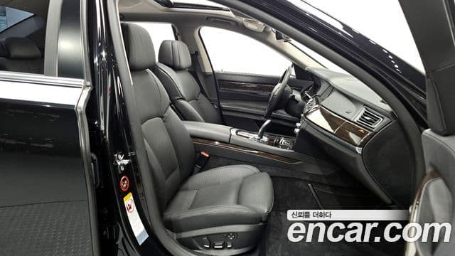 BMW 7시리즈 (F01) 750Li, 2009 10