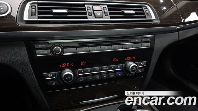 BMW 7시리즈 (F01) 750Li, 2009 17