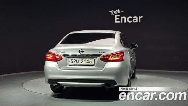 Nissan 알티마 L33, 2017 4