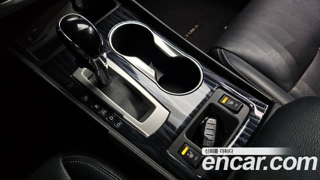 Nissan 알티마 L33, 2017 9