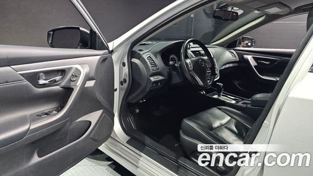 Nissan 알티마 L33, 2017 12