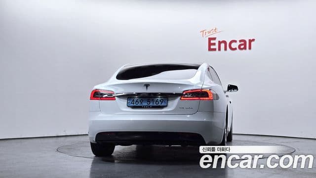 Tesla модель S Long Range, 2020 4