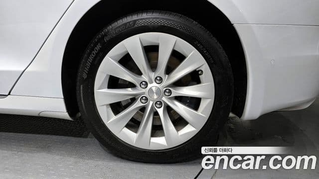 Tesla модель S Long Range, 2020 все фото