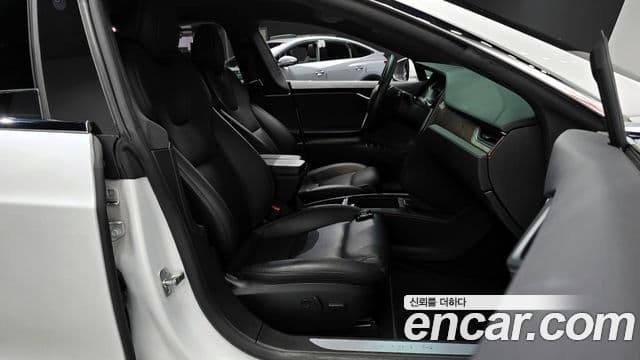 Tesla модель S Long Range, 2020 10