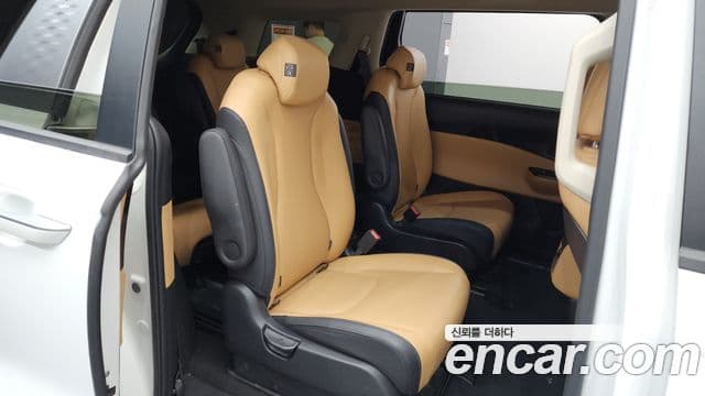 Kia Carnival 4세대 Prestige, 2022 12