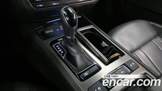 Hyundai Genesis DH Modern, 2014 9