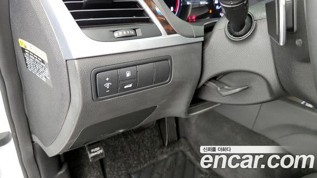 Hyundai Genesis DH Modern, 2014 16