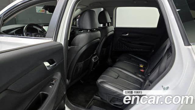 Hyundai The / новый New Santa Fe Exclusive, 2023 11