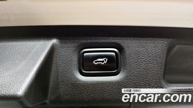 Hyundai The / новый New Santa Fe Exclusive, 2023 19