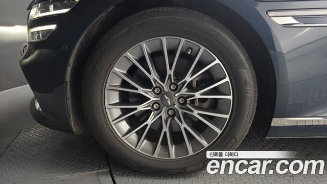 Genesis G80 (RG3) бензин 2.5 турбо 2WD, 2022 все фото