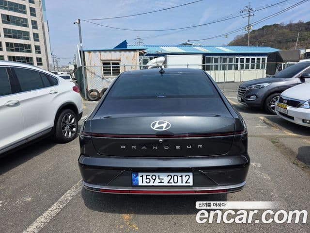 Hyundai Grandeur гибрид (GN7) Exclusive, 2025 4
