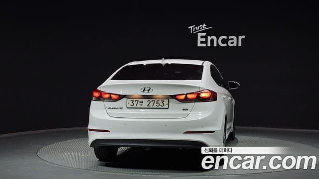 Hyundai Avante AD 1.6 GDI Value Plus, 2017 4