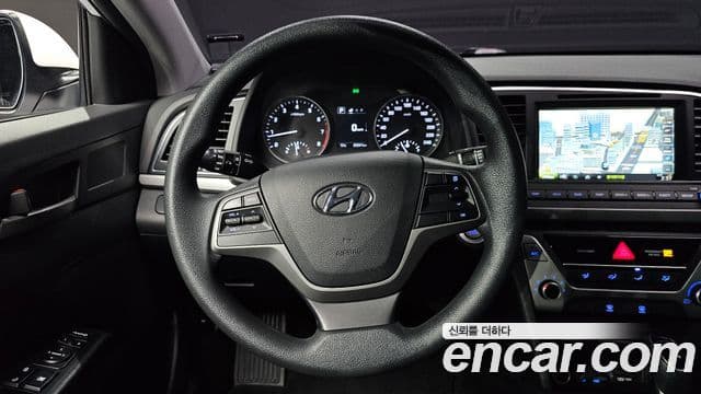 Hyundai Avante AD 1.6 GDI Value Plus, 2017 13