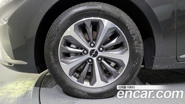 Kia K8 гибрид Noblesse, 2023 все фото