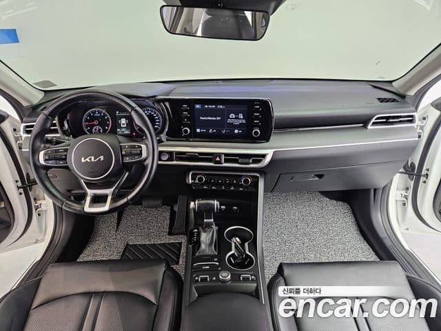 Kia K5 3세대 Standard, 2023 7